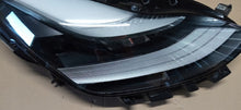Laden Sie das Bild in den Galerie-Viewer, Frontscheinwerfer Tesla Model 3 151495300D Full LED Rechts Headlight