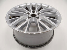 Laden Sie das Bild in den Galerie-Viewer, 1x Alufelge 17 Zoll 7.5" 5x112 46ET Glanz Silber 5FA601025 Seat Leon Rim Wheel FEL1676689222fq