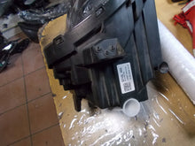 Laden Sie das Bild in den Galerie-Viewer, Frontscheinwerfer Hyundai Tucson 92101N7100 Links Scheinwerfer Headlight SCH6907186843sn