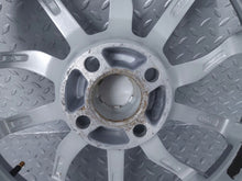 Laden Sie das Bild in den Galerie-Viewer, 1x Alufelge 17 Zoll 5x112 Citroën C4 I Rim Wheel FEL9149285481bs