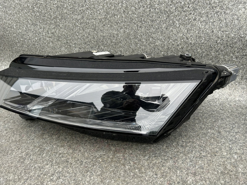 Frontscheinwerfer Skoda Octavia IV 5E4941015A Links Scheinwerfer Headlight SCH1544393764zb