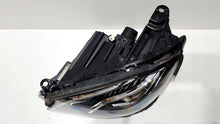 Laden Sie das Bild in den Galerie-Viewer, Frontscheinwerfer Mercedes-Benz 2139068903 Links Scheinwerfer Headlight SCH6750442581oq
