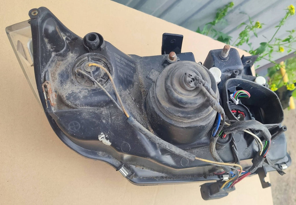 Frontscheinwerfer BMW 3 E90 SK3302103054D Links Scheinwerfer Headlight SCH6171594670jd