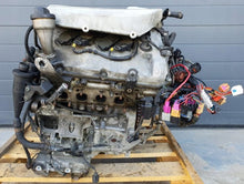 Laden Sie das Bild in den Galerie-Viewer, Motor VW Passat BDN 4.0 275PS 202kW 2002 Benzin Engine Komplett MOT4499945947ck