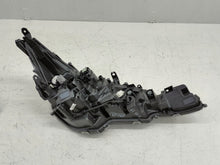 Load image into Gallery viewer, Frontscheinwerfer Toyota Corolla 81150-02S70 Full LED Links Headlight SCH2483228202ce