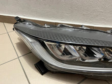 Laden Sie das Bild in den Galerie-Viewer, Frontscheinwerfer Toyota 4 Yaris Full LED Rechts Scheinwerfer Headlight SCH2442233439ct