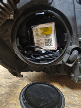 Laden Sie das Bild in den Galerie-Viewer, Frontscheinwerfer Ford Transit Custom Xenon Links Scheinwerfer Headlight