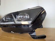 Load image into Gallery viewer, Frontscheinwerfer Skoda Octavia Fabia 5E4941016B Rechts Scheinwerfer Headlight SCH3968312572jf