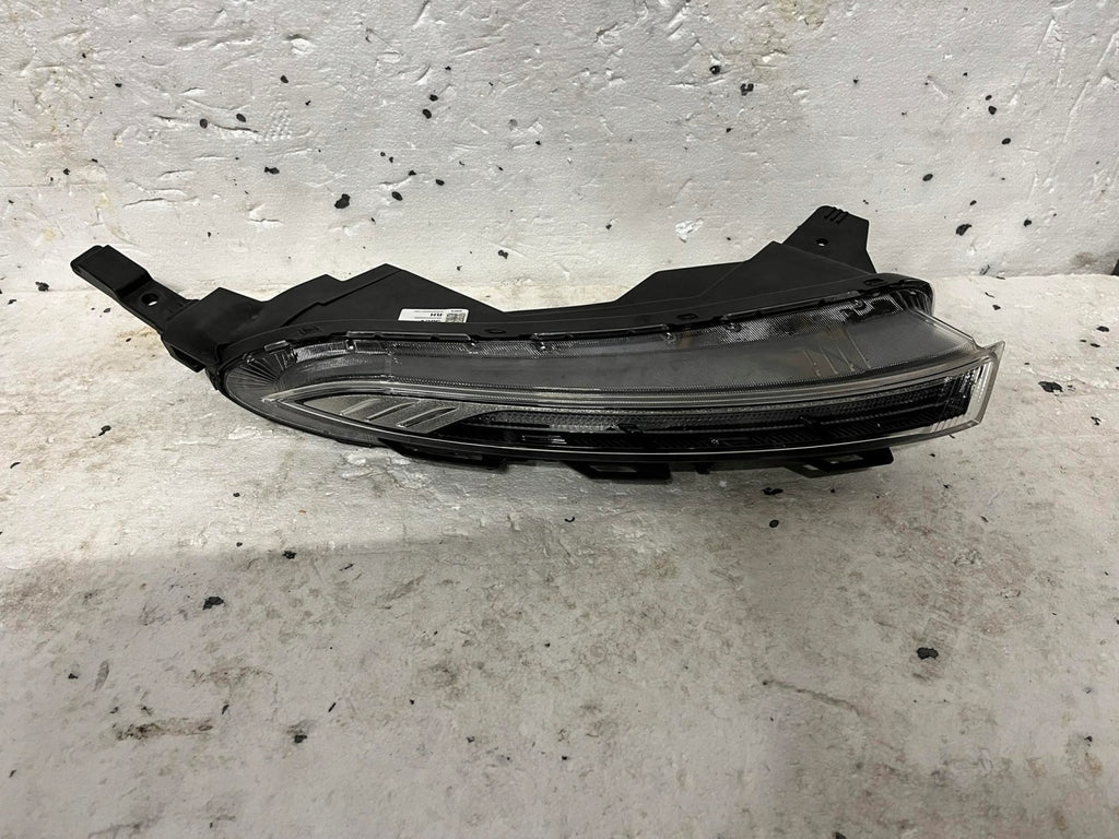 Frontscheinwerfer Hyundai Bayon 92208Q0500 Rechts Scheinwerfer Headlight SCH7479674219ns