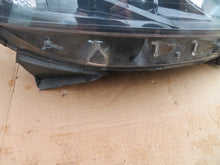 Laden Sie das Bild in den Galerie-Viewer, Frontscheinwerfer Renault Captur 260100855R Rechts Scheinwerfer Headlight