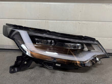 Laden Sie das Bild in den Galerie-Viewer, Frontscheinwerfer Land Rover I Discovery V MY4213W029EB Rechts Headlight SCH2051410238zi