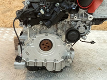 Laden Sie das Bild in den Galerie-Viewer, Motor Mercedes-Benz W206 254920 2.0 Benzin Engine Komplett MOT9806850681uf