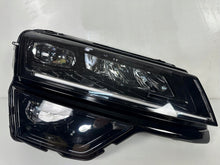 Load image into Gallery viewer, Frontscheinwerfer Skoda Karoq 57B941016 Rechts Scheinwerfer Headlight SCH2621932241hs