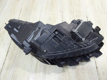 Load image into Gallery viewer, Frontscheinwerfer Tesla Model 3 1514952-00-D Full LED Rechts oder Links