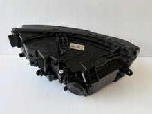 Laden Sie das Bild in den Galerie-Viewer, Frontscheinwerfer Dacia Duster 260603515R Links Scheinwerfer Headlight SCH2197966568bg
