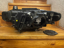Laden Sie das Bild in den Galerie-Viewer, Frontscheinwerfer BMW 3 F30 F31 7259526 Rechts Scheinwerfer Headlight SCH5788427308lc