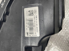 Laden Sie das Bild in den Galerie-Viewer, Frontscheinwerfer Ford Kuga I LV4B-13E017-AH LED Links Scheinwerfer Headlight SCH9539643274hk