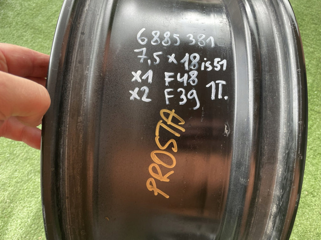 1x Alufelge 18 Zoll 7.5" 5x112 51ET Glanz Schwarz 6885381 BMW F39 X1 F48 FEL8803931593rv