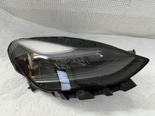 Laden Sie das Bild in den Galerie-Viewer, Frontscheinwerfer Tesla Model 3 1514953-00-D Rechts Scheinwerfer Headlight