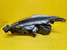 Laden Sie das Bild in den Galerie-Viewer, Frontscheinwerfer Mazda II 19-D43N-51030 Rechts Scheinwerfer Headlight SCH1338686222rg