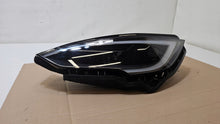 Laden Sie das Bild in den Galerie-Viewer, Frontscheinwerfer Tesla Model S 1563713-00-E Links Scheinwerfer Headlight