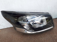 Load image into Gallery viewer, Frontscheinwerfer Opel Vivaro 260104319R Rechts Scheinwerfer Headlight SCH3363731071tb