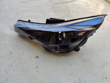 Load image into Gallery viewer, Frontscheinwerfer Hyundai Elantra VII 92101-AA Links Scheinwerfer Headlight SCH6651875750xz