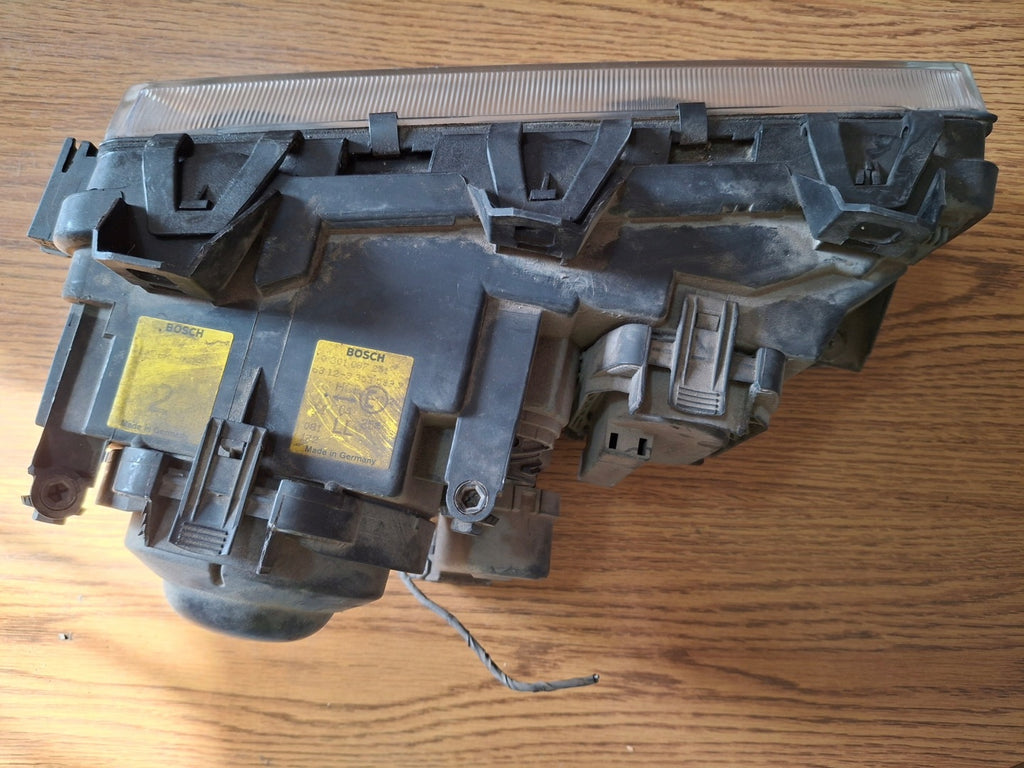 Frontscheinwerfer BMW 3 E36 83535899 Links Scheinwerfer Headlight SCH8362233557cg