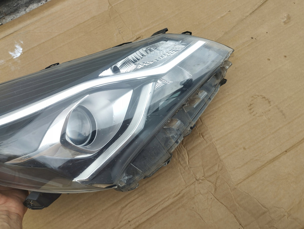 Frontscheinwerfer Toyota Yaris Rechts Scheinwerfer Headlight