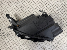 Laden Sie das Bild in den Galerie-Viewer, Frontscheinwerfer Skoda Kamiq 658941015 658941016 Full LED Ein Satz Headlight SCH7373887748nt