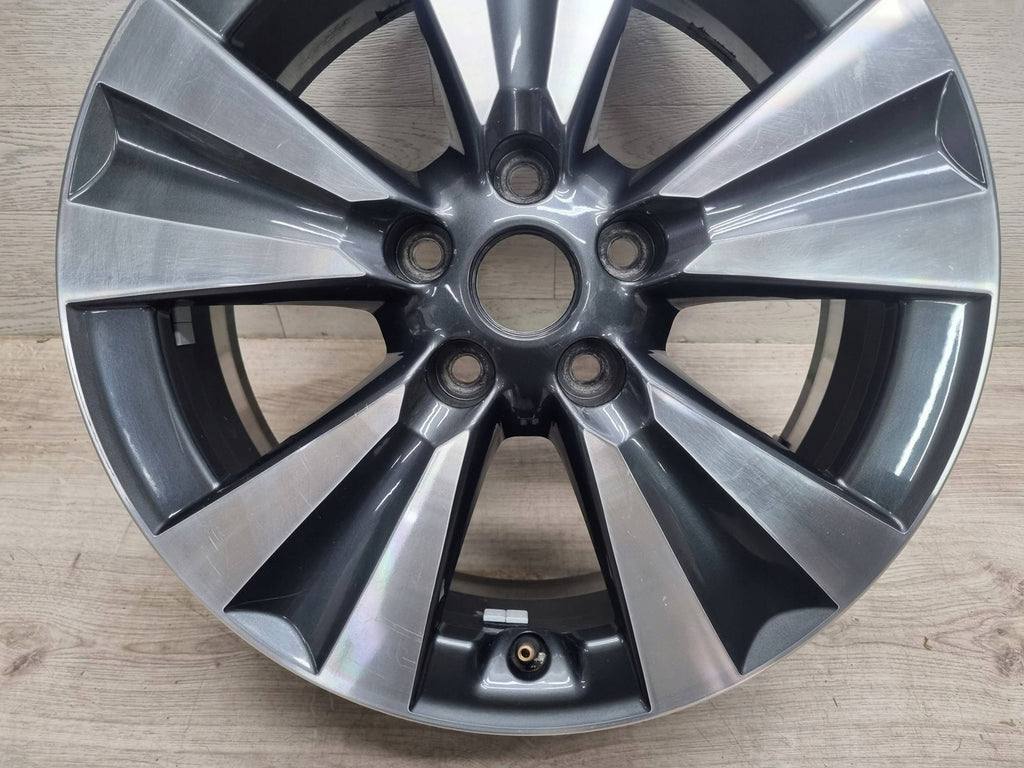 1x Alufelge 17 Zoll N50701 Nissan Pulsar Rim Wheel