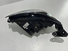 Laden Sie das Bild in den Galerie-Viewer, Frontscheinwerfer Opel Corsa F 39162654 LED Rechts Scheinwerfer Headlight SCH5960480861ro