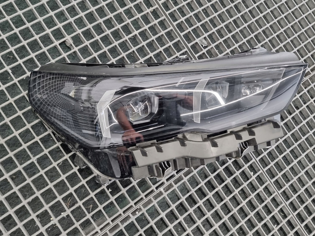 Frontscheinwerfer BMW 5A798D7 5A798D8 LED Ein Satz Scheinwerfer Headlight SCH7787854639mc