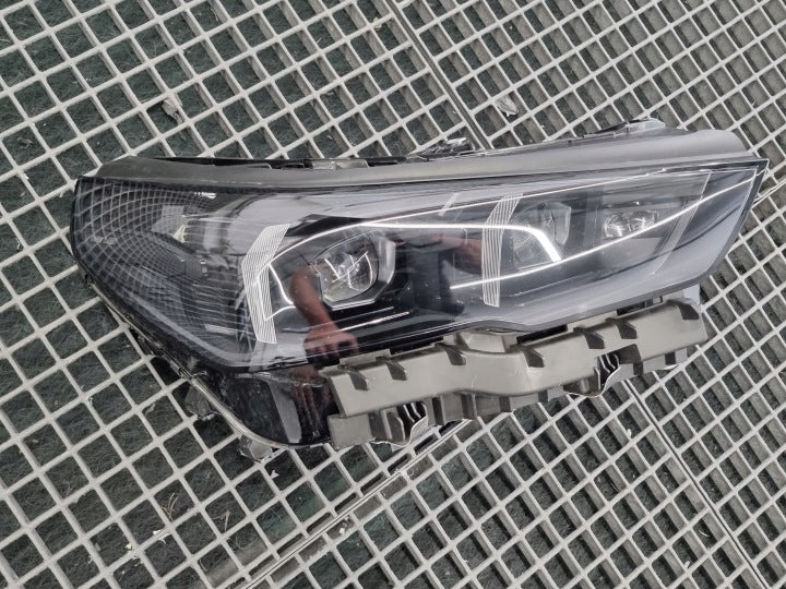 Frontscheinwerfer BMW 5A798D7 5A798D8 LED Ein Stück (Rechts oder Links) SCH7787854639mc