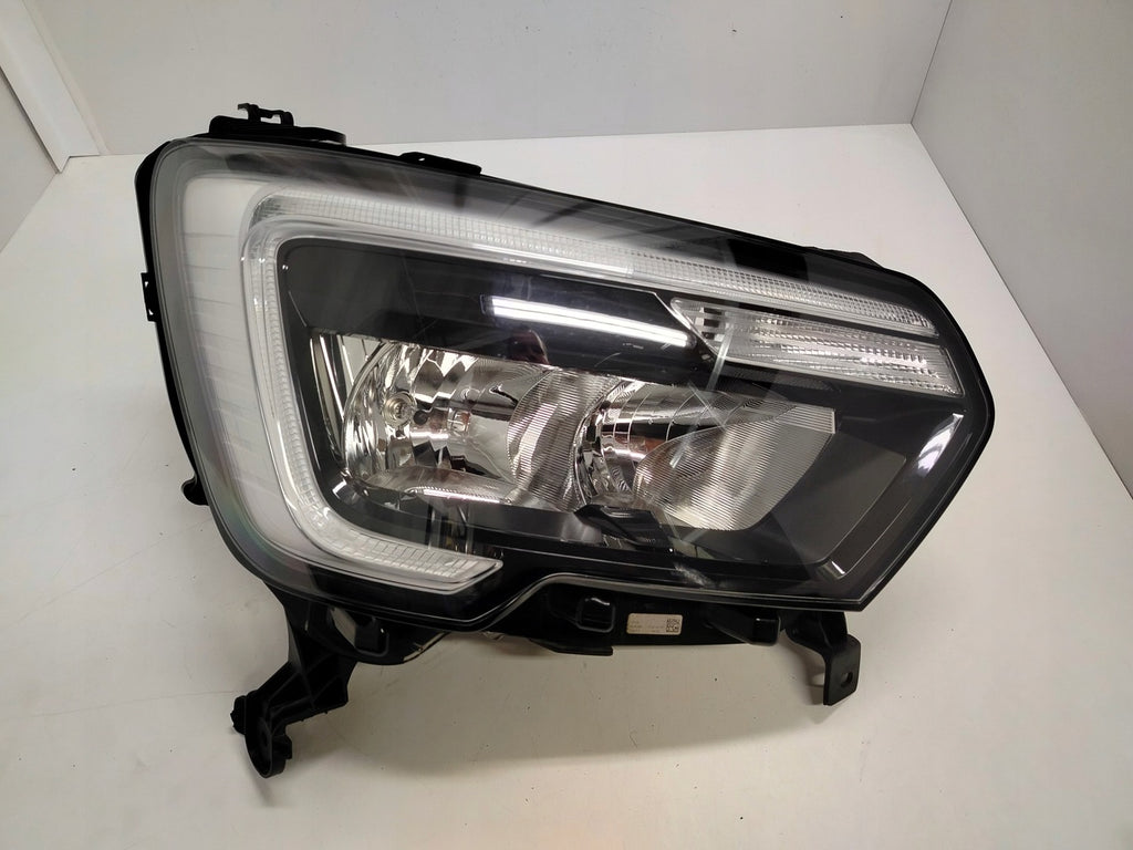 Frontscheinwerfer Renault Master 260105567R Rechts Scheinwerfer Headlight SCH3710483281zv
