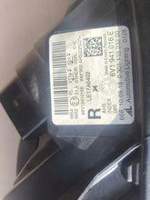 Load image into Gallery viewer, Frontscheinwerfer Skoda Fabia III 6V1941016E Full LED Rechts Headlight SCH1953363782ev