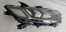 Laden Sie das Bild in den Galerie-Viewer, Frontscheinwerfer Mitsubishi Outlander III ECM921-22E20 Full LED Rechts SCH6368207614qa