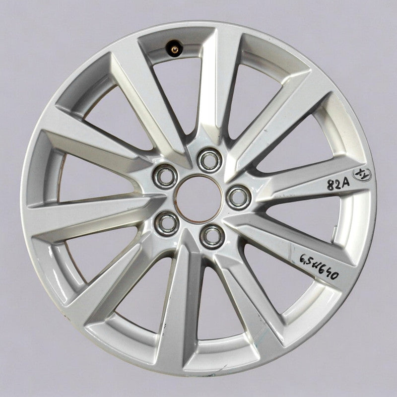 1x Alufelge 16 Zoll 6.5" 5x100 40ET Glanz Silber 82A601025C Audi A1 Rim Wheel