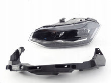 Laden Sie das Bild in den Galerie-Viewer, Frontscheinwerfer VW Polo 2G1941035F Links Scheinwerfer Headlight