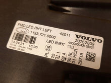 Load image into Gallery viewer, Frontscheinwerfer Volvo 23752809 LED Links Scheinwerfer Headlight SCH4685493423mb