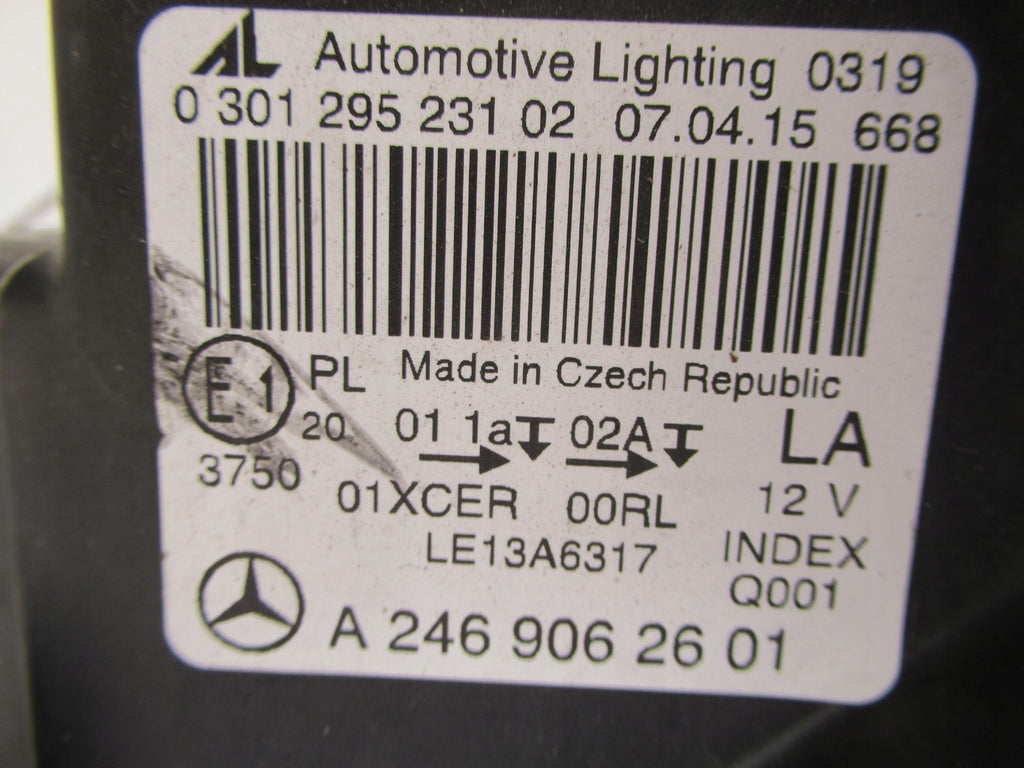 Frontscheinwerfer Mercedes-Benz W246 A2469066901 LED Links Headlight