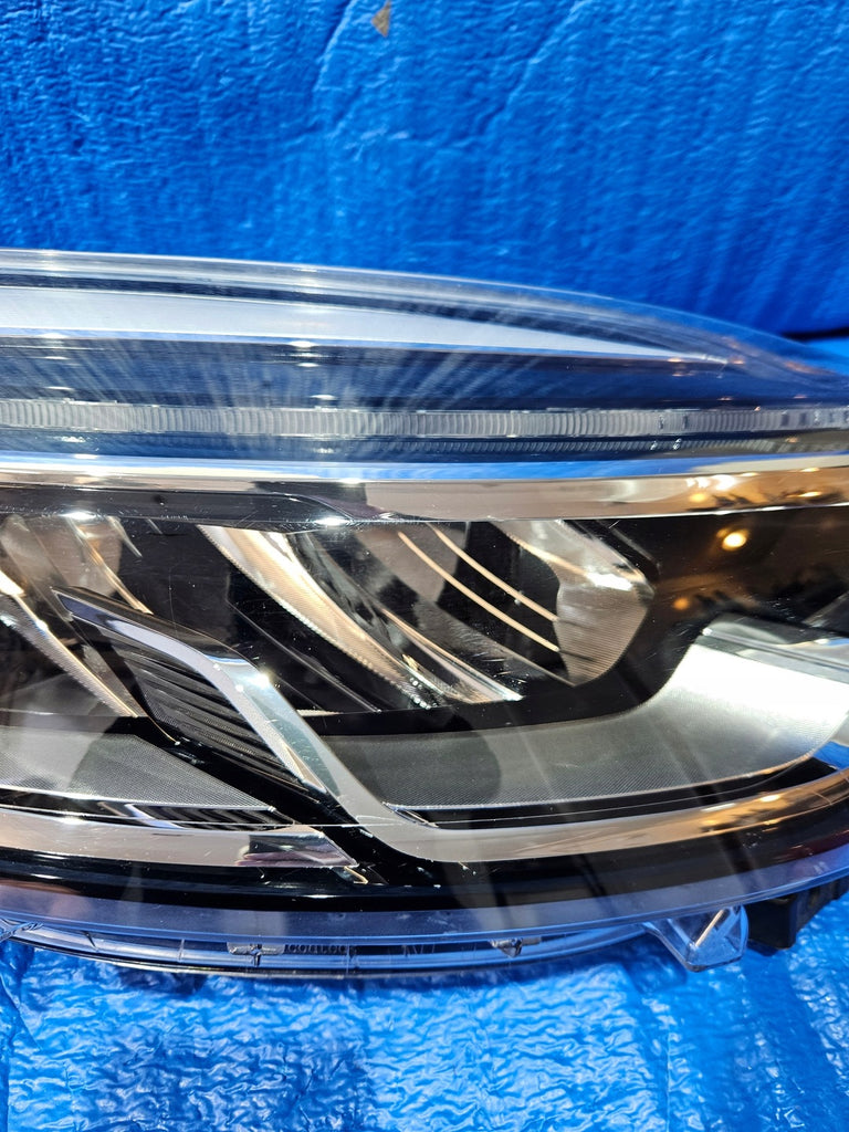 Frontscheinwerfer Renault Captur I 260107244R Full LED Rechts Headlight SCH3261057293nk