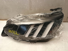 Laden Sie das Bild in den Galerie-Viewer, Frontscheinwerfer Peugeot 2008 208 II 1682772680 Full LED Rechts oder Links