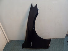 Laden Sie das Bild in den Galerie-Viewer, Kotflügel Mercedes-Benz W213 Vorne Rechts