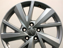 Laden Sie das Bild in den Galerie-Viewer, 1x Alufelge 17 Zoll 7.0&quot; 5x112 45ET Glanz 81A601025C Audi Rim Wheel