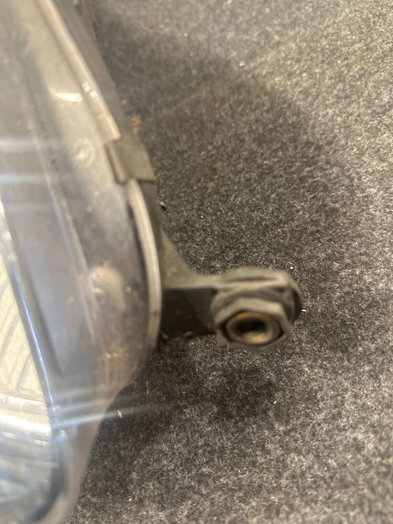 Frontscheinwerfer VW Golf V 1K6941032 0301212272 Xenon Rechts Headlight SCH8875468944ux