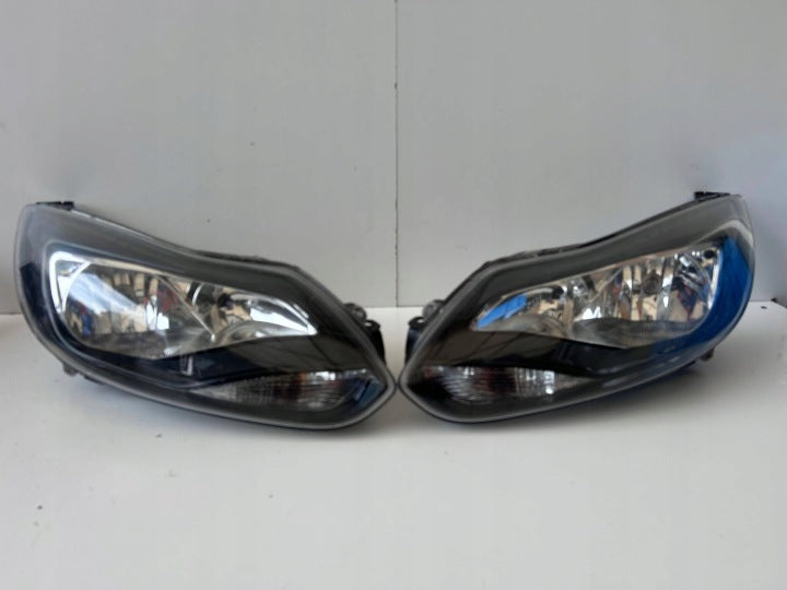 Frontscheinwerfer Ford Focus BM51-13W030-CF BM51-13W029-CF Ein Satz Headlight SCH8133117038bc