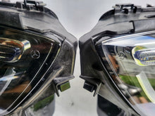 Laden Sie das Bild in den Galerie-Viewer, Frontscheinwerfer Mercedes-Benz Gla H247 A2479064104 A2479064204 LED Ein Satz SCH4394297796rz