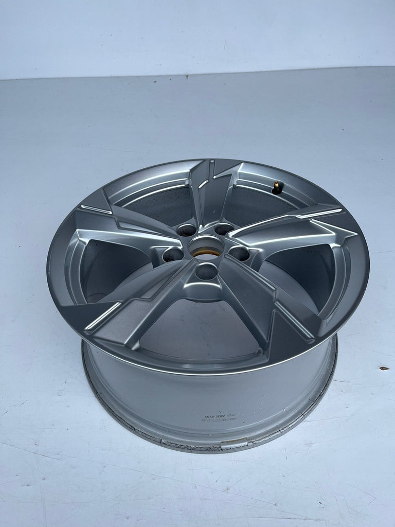 1x Alufelge 18 Zoll 8.0" 5x112 39ET Glanz Silber 4K0601025 Audi A6 C8 Rim Wheel