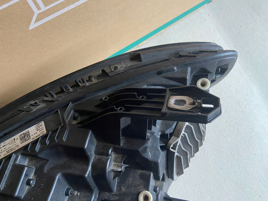 Frontscheinwerfer Mercedes-Benz Cla C117 A1178206861 Rechts Headlight SCH8612328367wp